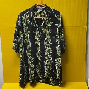 Island Imports Hawaiian short sleeve button down shirt, size XL